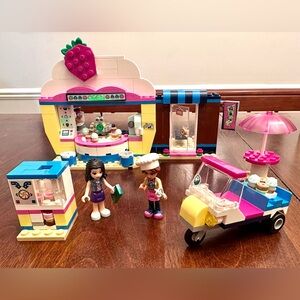 Retired! LEGO Friends Olivias Cupcake Café Set